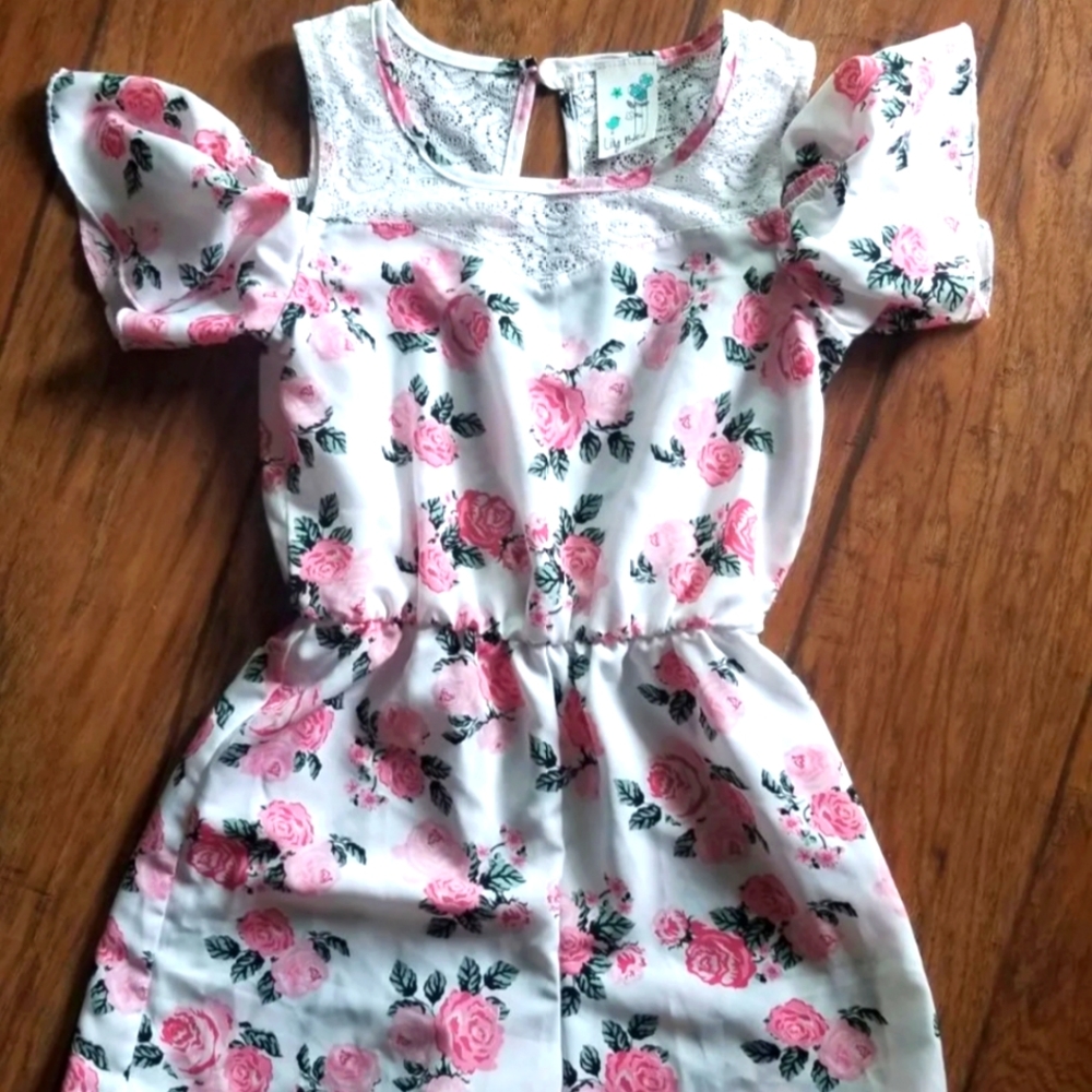 Size 10 little girl beautiful romper